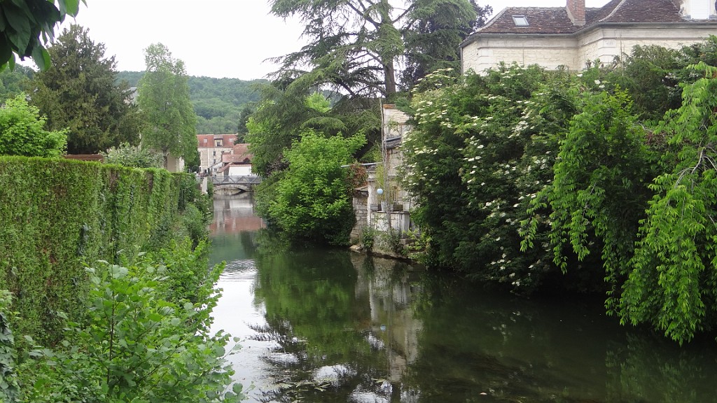 20250601123212.JPG - Tonnerre