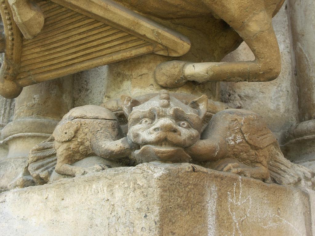 20090525_077.JPG - St. Denis